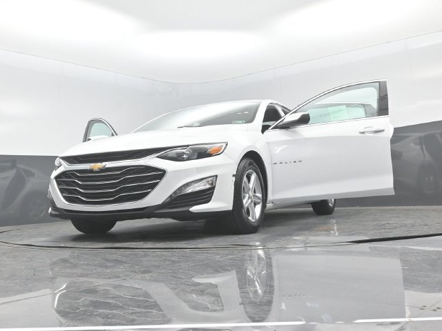Used 2024 Chevrolet Malibu LT FWD image 30