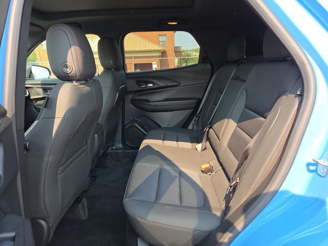 Used 2023 Chevrolet TrailBlazer RS w/ Sun and Liftgate Package AWD/4WD image 11