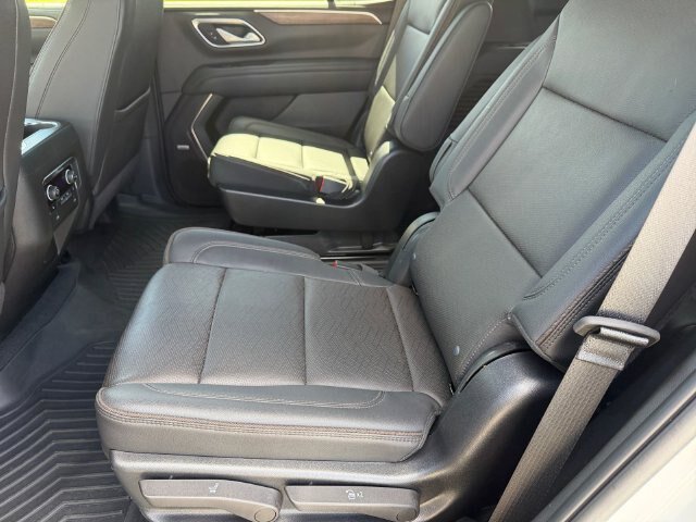 Used 2022 Chevrolet Tahoe High Country AWD/4WD image 14