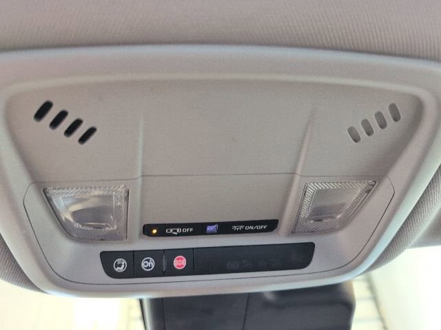 Used 2023 Chevrolet Malibu LT image 28