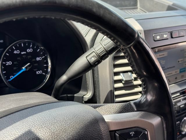 Certified 2017 Ford F350 Platinum w/ Platinum Ultimate Package AWD/4WD image 35