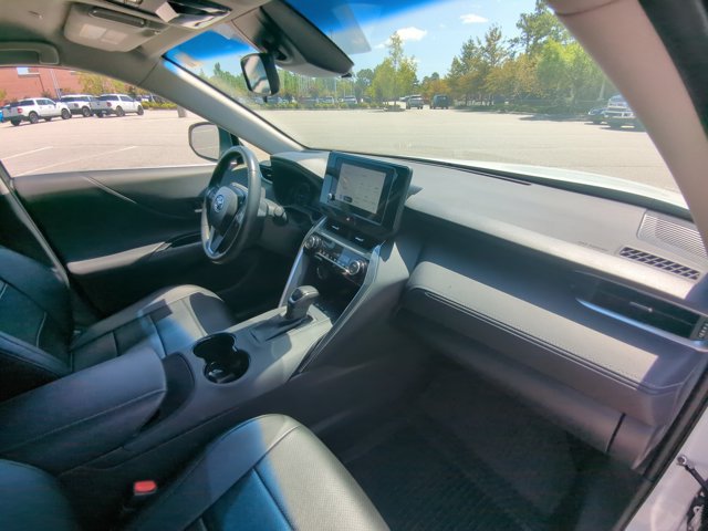 Used 2023 Toyota Venza LE AWD/4WD image 26