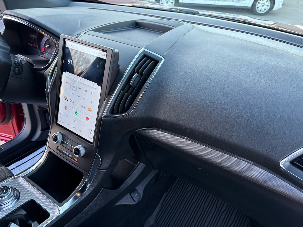 Certified 2021 Ford Edge ST image 47