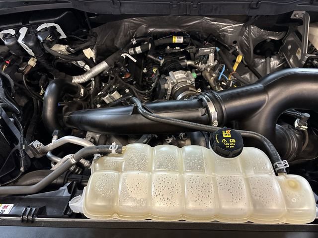 Certified 2022 Ford F150 XLT w/ Equipment Group 302A High image 25