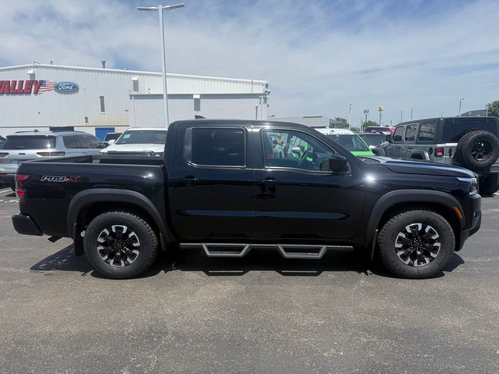 Used 2023 Nissan Frontier Pro-X w/ Technology Package RWD image 2
