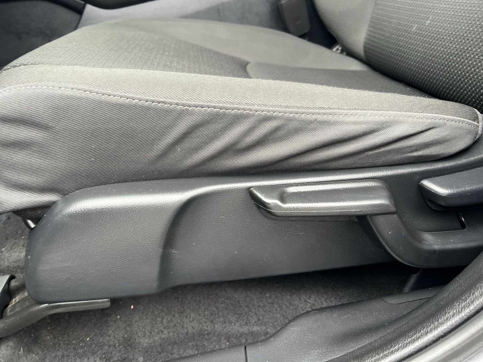 Used 2022 Honda HR-V EX image 14