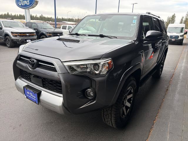 Used 2023 Toyota 4Runner TRD Off-Road Premium w/ Off Road Premium Plus Package AWD/4WD image 3
