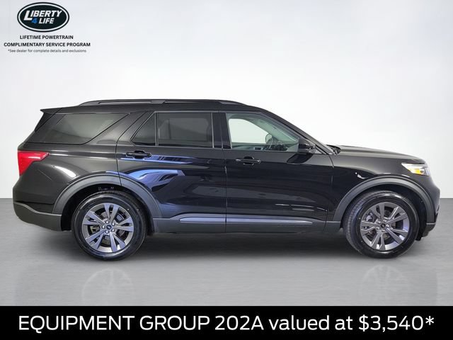 Certified 2023 Ford Explorer XLT w/ Equipment Group 202A AWD/4WD image 2