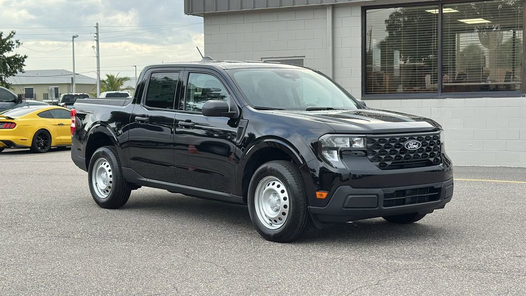 Certified 2025 Ford Maverick XL image 5