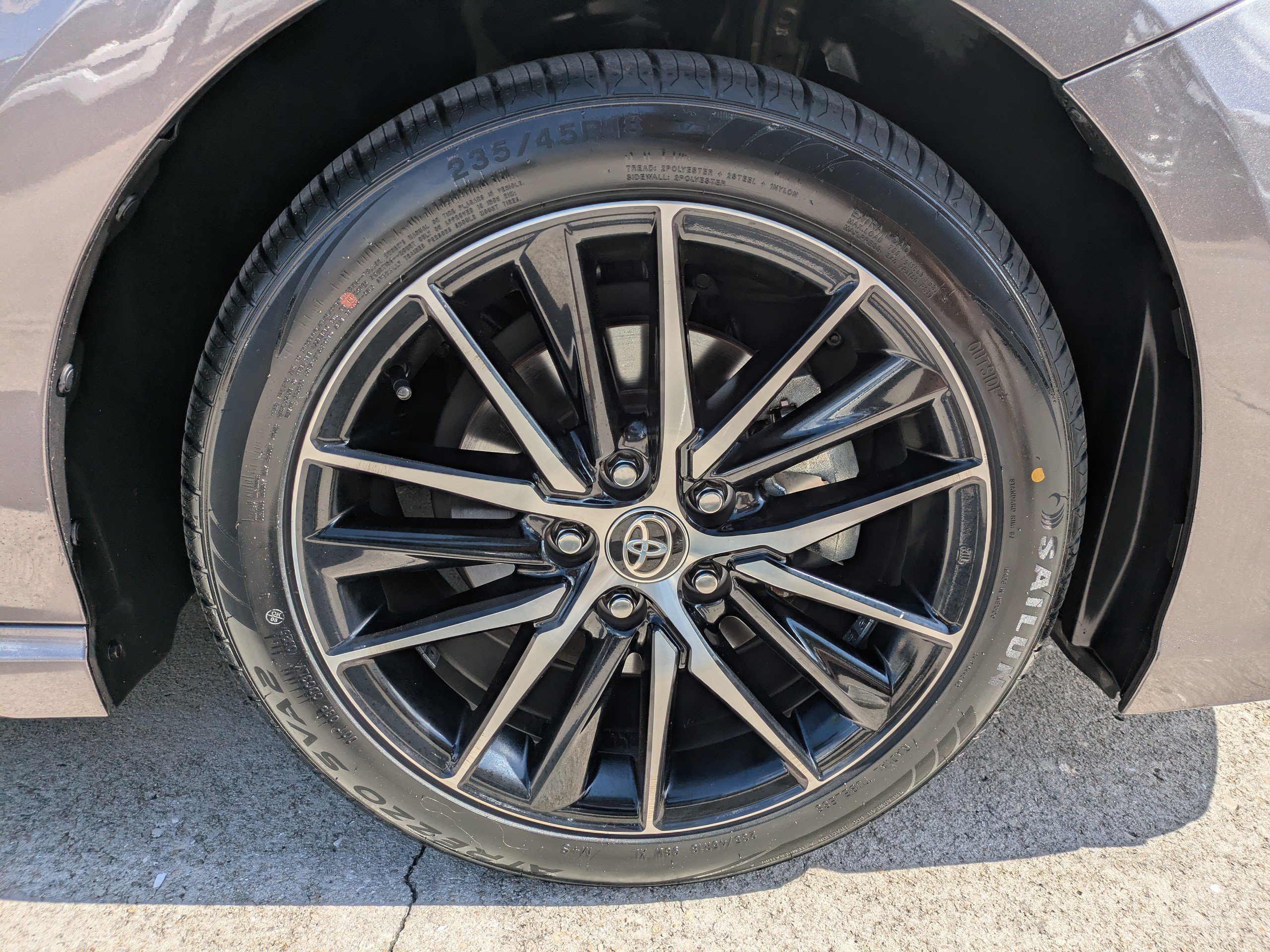 Used 2023 Toyota Camry SE FWD image 11