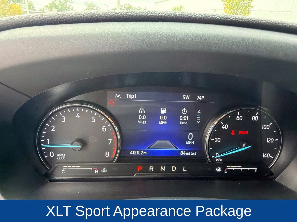Certified 2022 Ford Explorer XLT w/ Equipment Group 202A RWD image 20