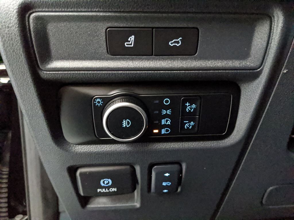 Certified 2024 Ford Expedition Limited image 21