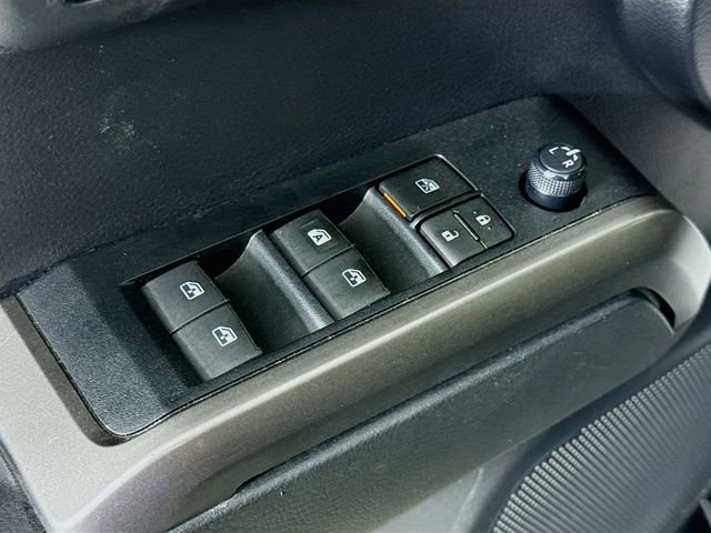 Used 2020 Toyota Tacoma SR5 image 17