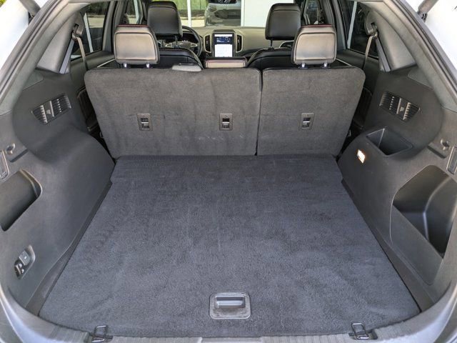 Certified 2024 Ford Edge ST-Line image 18