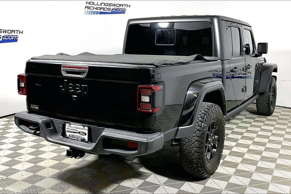 Used 2024 Jeep Gladiator Sport AWD/4WD image 9