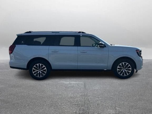 Certified 2025 Ford Expedition Max Platinum AWD/4WD image 6