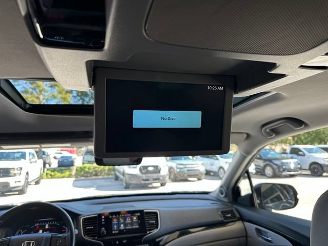 Used 2019 Honda Pilot Touring image 18