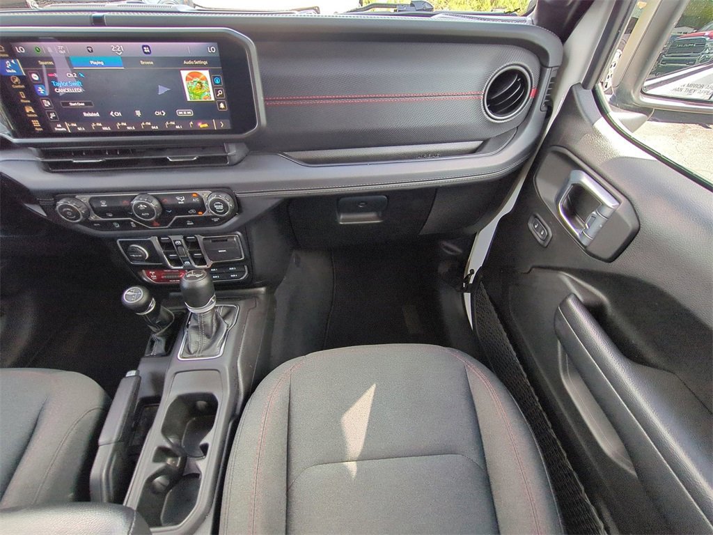 Used 2024 Jeep Wrangler Unlimited Rubicon image 17