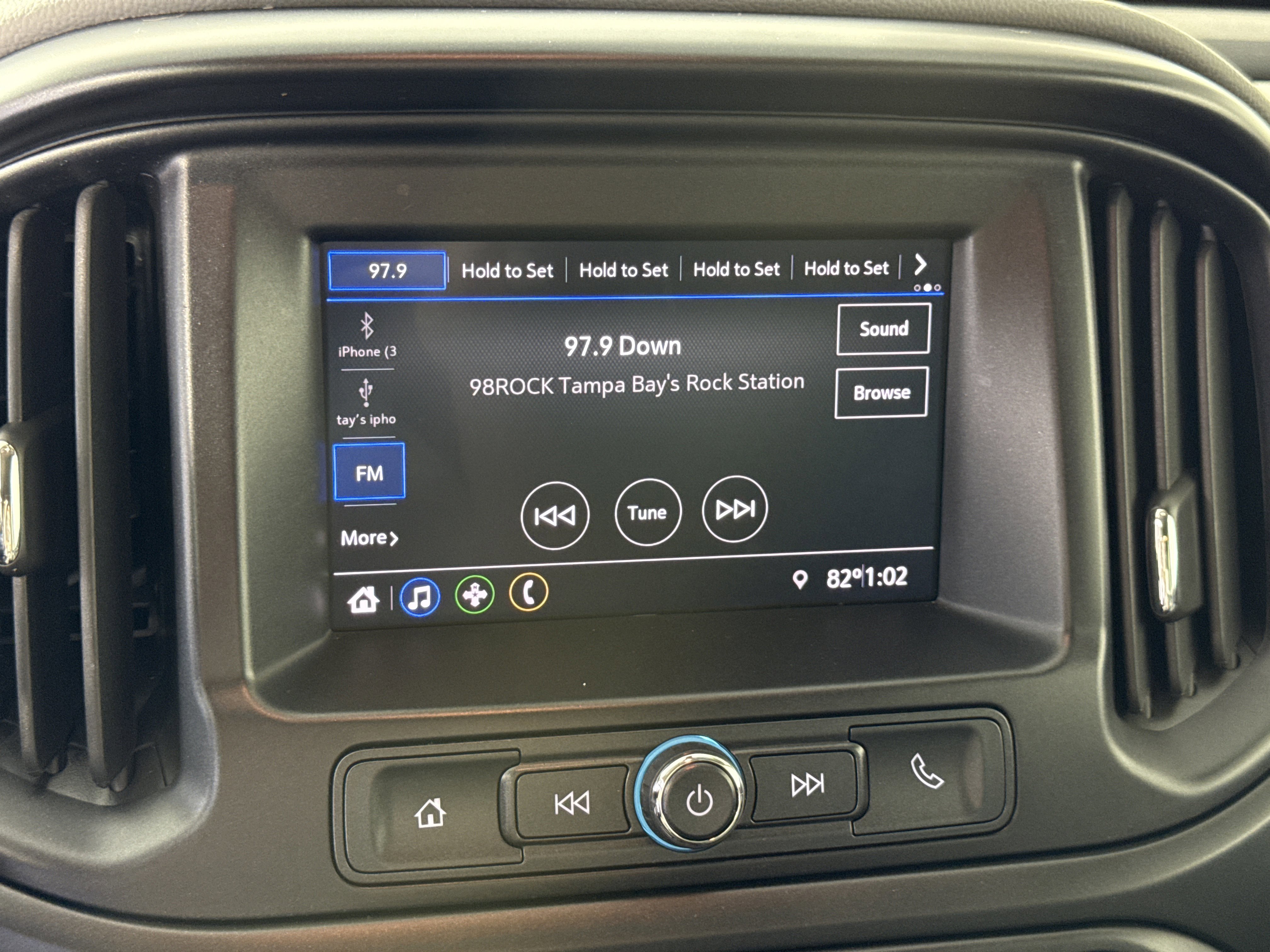 Used 2021 Chevrolet Colorado W/T w/ Custom Special Edition image 18