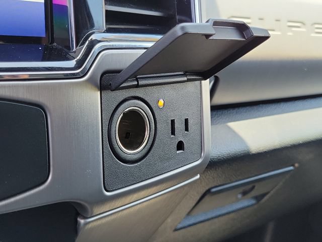 Certified 2022 Ford F350 Platinum AWD/4WD image 12