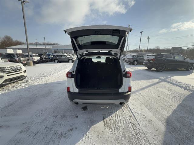Certified 2023 Ford Escape Active image 9