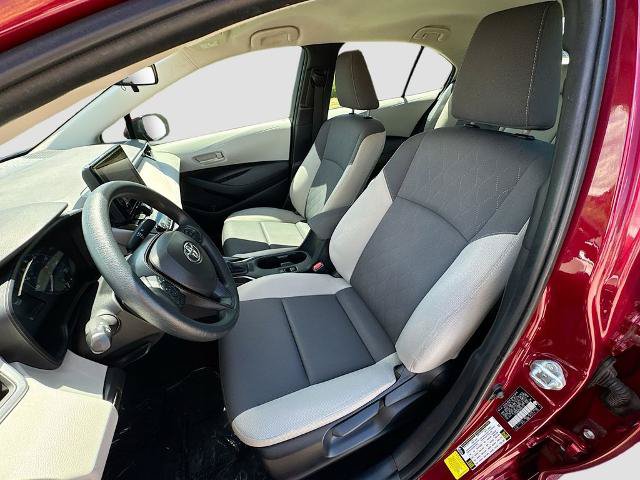 Used 2023 Toyota Corolla LE FWD image 18