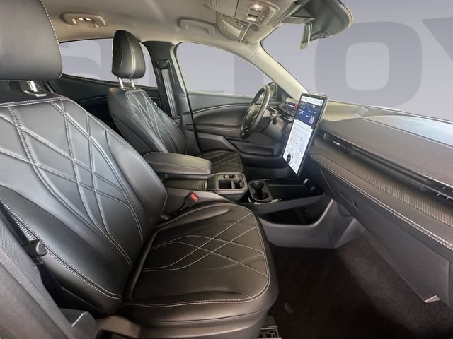 Certified 2025 Ford Mustang Mach-E Select w/ Comfort Package Lite RWD image 17