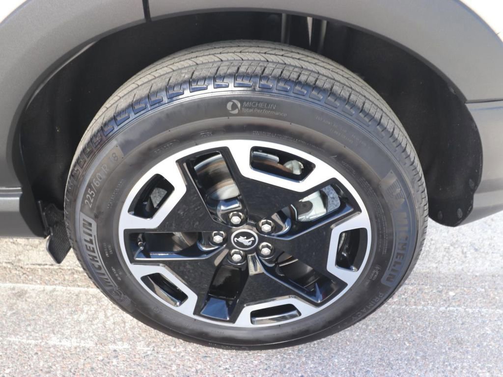 Certified 2024 Ford Bronco Sport Outer Banks w/ Tech Package image 26