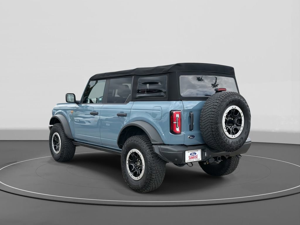 Certified 2022 Ford Bronco Badlands w/ Sasquatch Package image 2