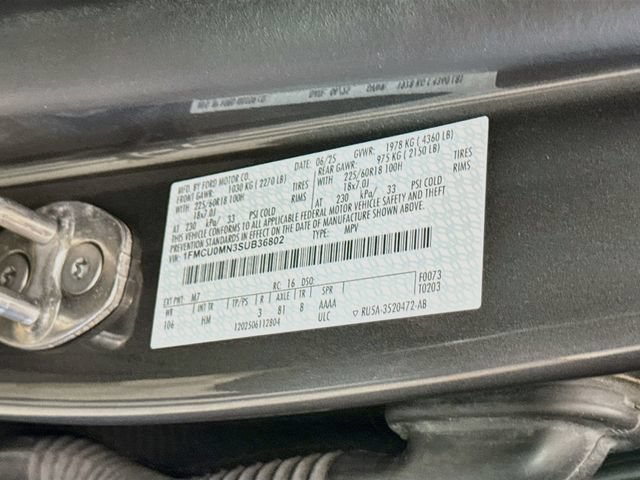 Certified 2025 Ford Escape ST-Line FWD image 30