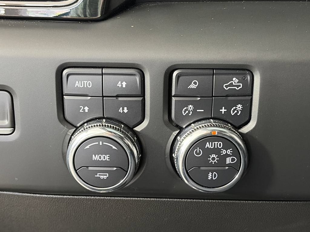 Used 2023 GMC Sierra 1500 AT4 w/ AT4 Premium Package AWD/4WD image 24