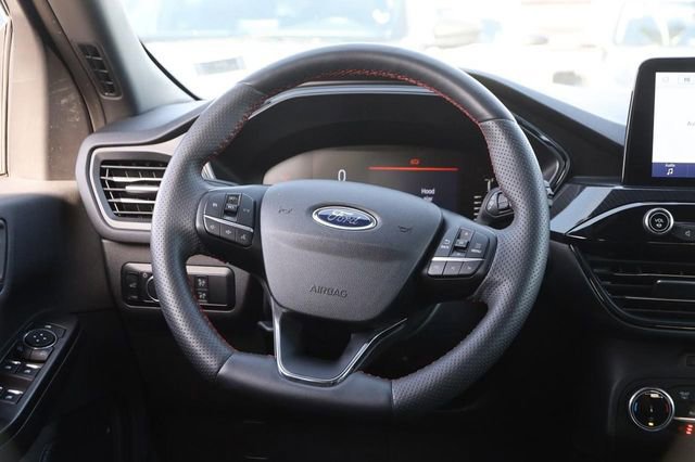 Certified 2024 Ford Escape ST-Line w/ Cold Weather Package image 23