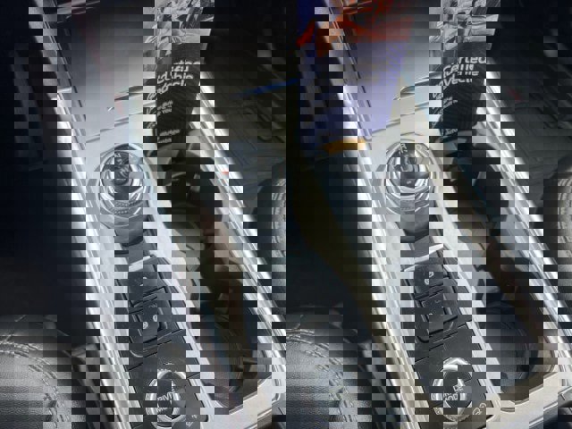 Certified 2022 Ford Explorer XLT w/ Equipment Group 202A image 16