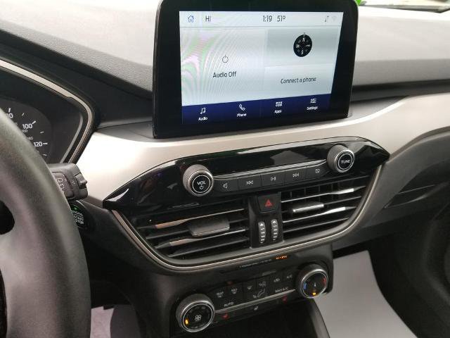 Certified 2022 Ford Escape SE w/ Cold Weather Package image 18