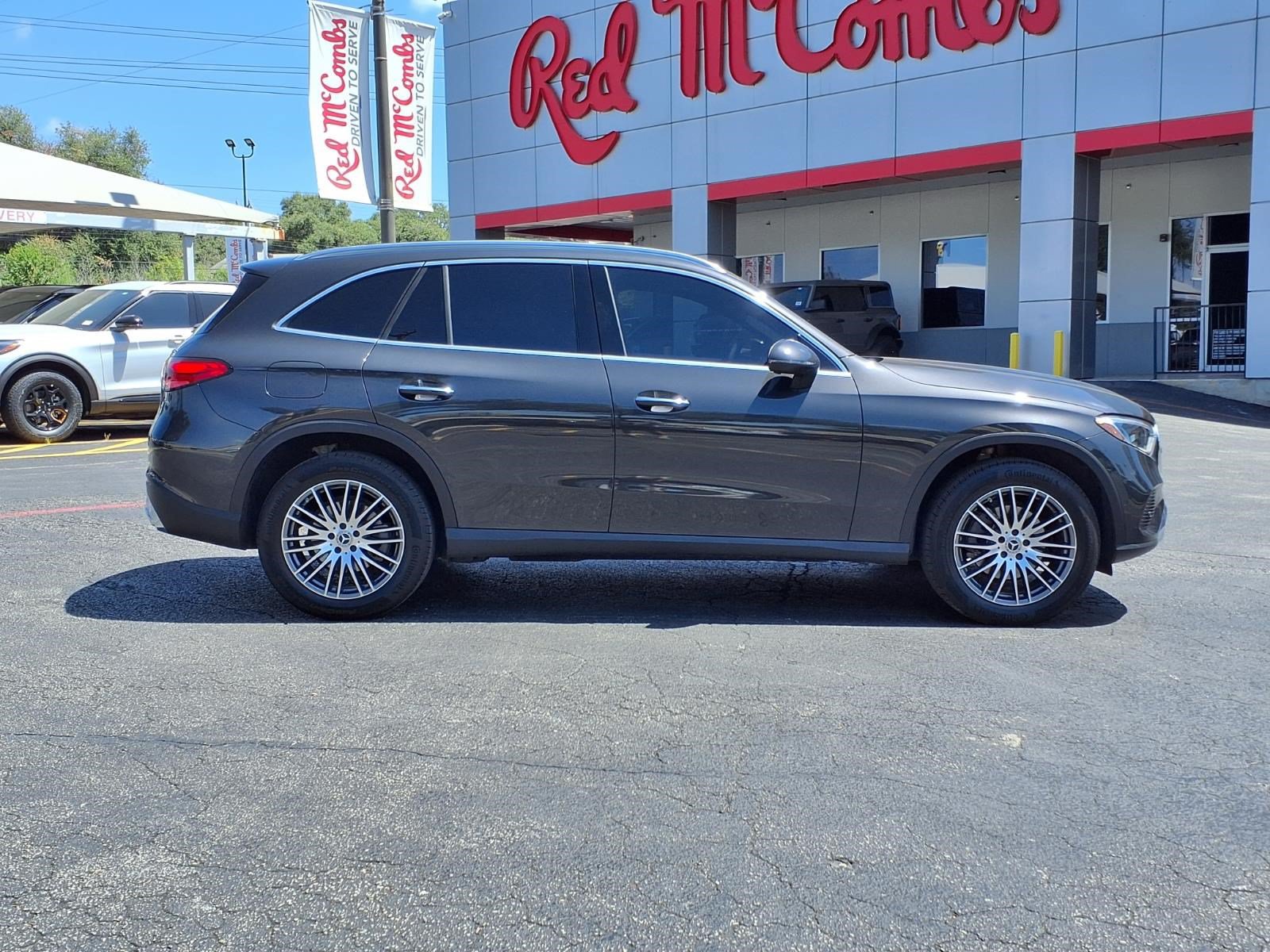 Used 2026 Mercedes-Benz GLC 300 4MATIC image 5