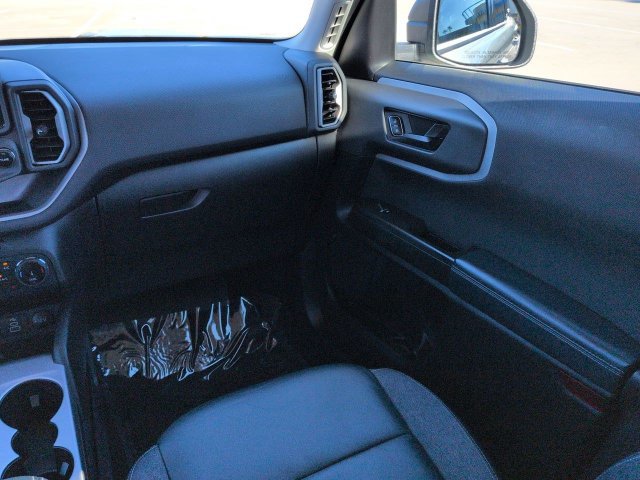 Certified 2023 Ford Bronco Sport Outer Banks w/ Tech Package AWD/4WD image 17