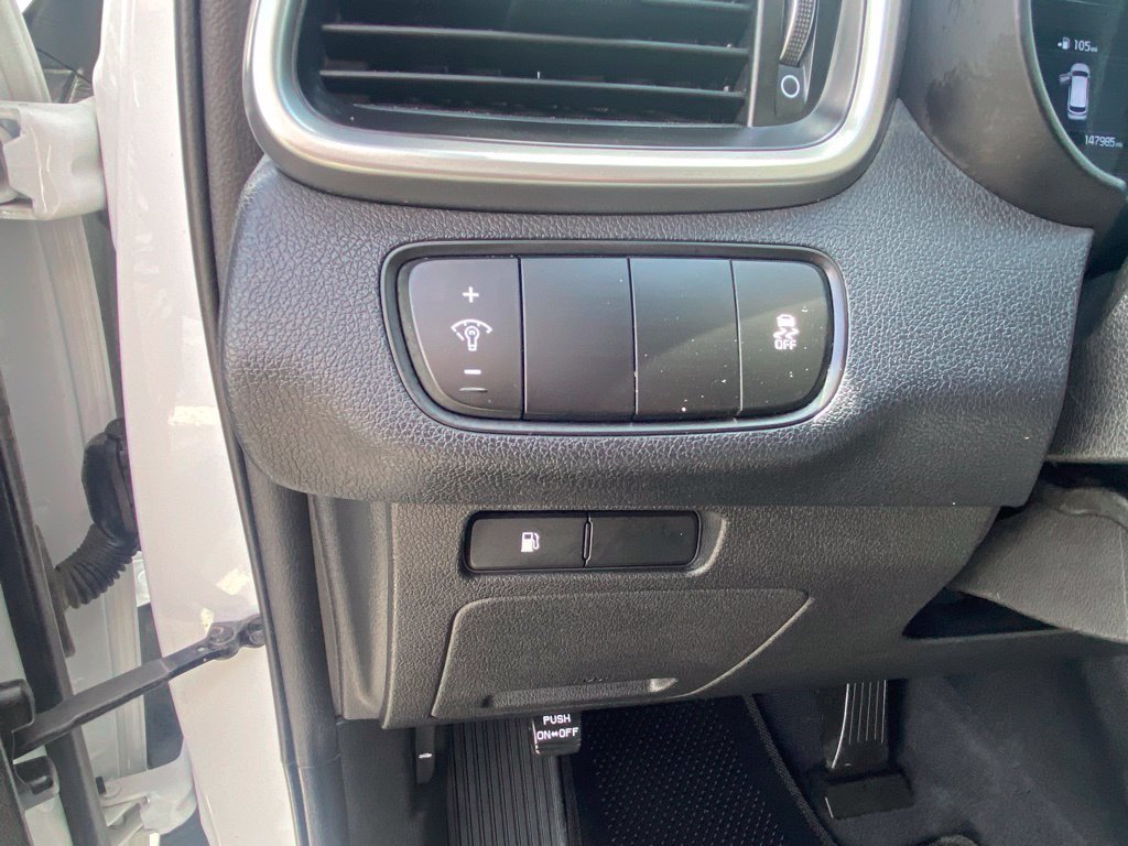 Used 2020 Kia Sorento L FWD image 12