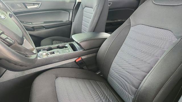 Certified 2023 Ford Edge SE w/ Black Appearance Package AWD/4WD image 11
