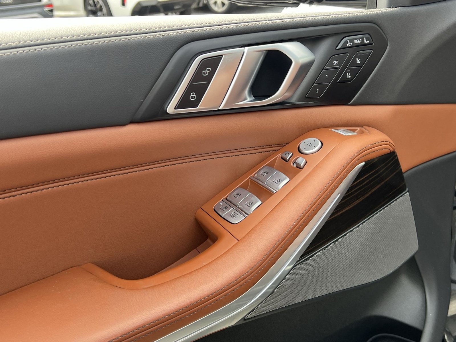 Used 2024 BMW X7 M60i w/ Executive Package AWD/4WD image 15