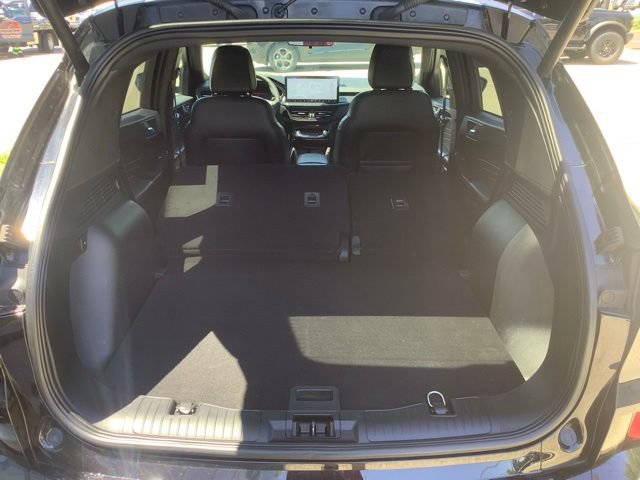 Certified 2023 Ford Escape ST-Line w/ Tech Pack #1 AWD/4WD image 34