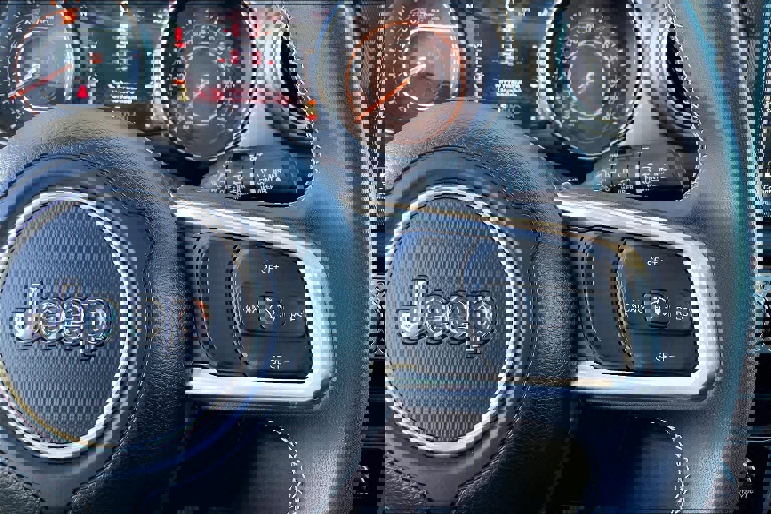 Used 2023 Jeep Wrangler Sahara image 24