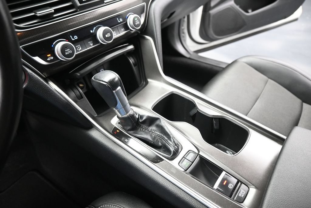 Used 2019 Honda Accord Sport image 16