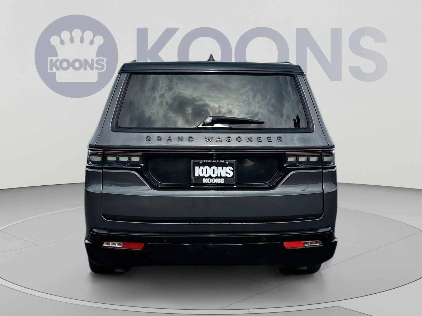Used 2024 Jeep Grand Wagoneer L Series II AWD/4WD image 10