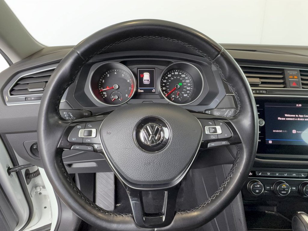 Used 2018 Volkswagen Tiguan SE FWD image 10