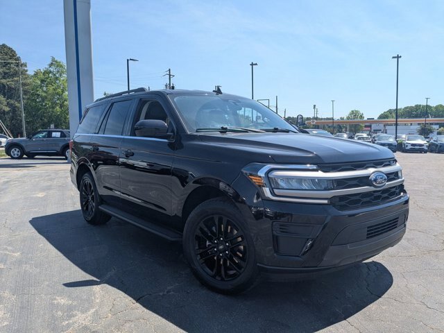 Certified 2024 Ford Expedition XLT RWD image 1