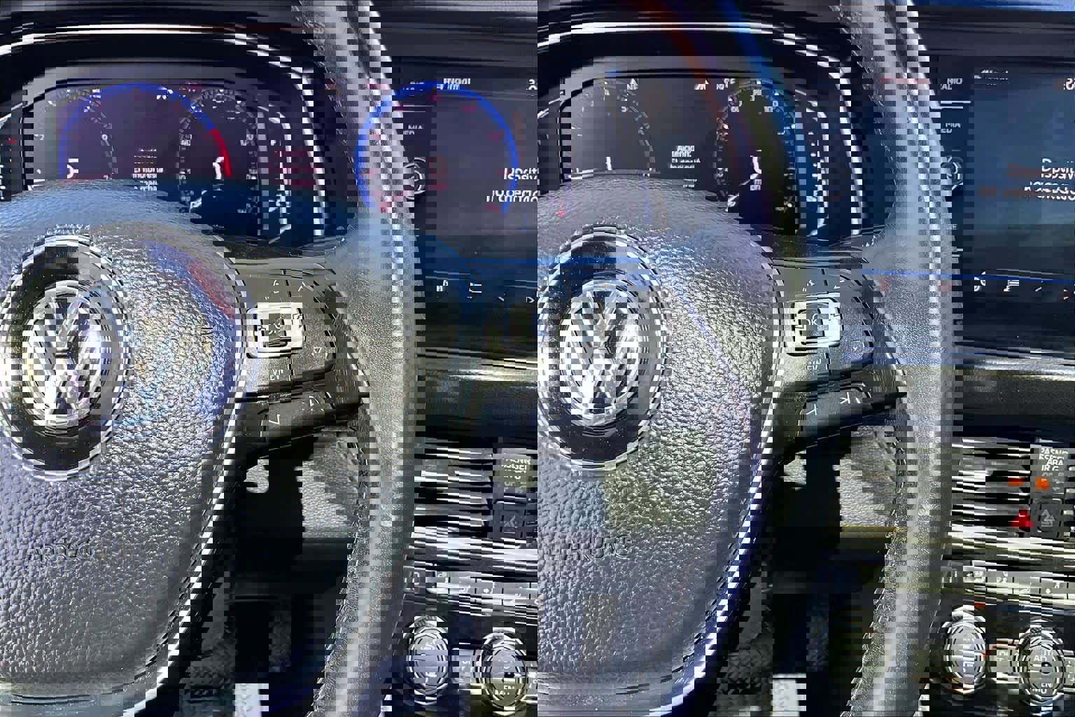 Used 2019 Volkswagen Jetta SEL w/ Cold Weather Package image 25