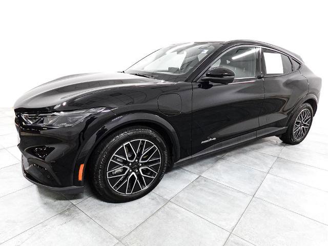 Certified 2025 Ford Mustang Mach-E Premium AWD/4WD image 3
