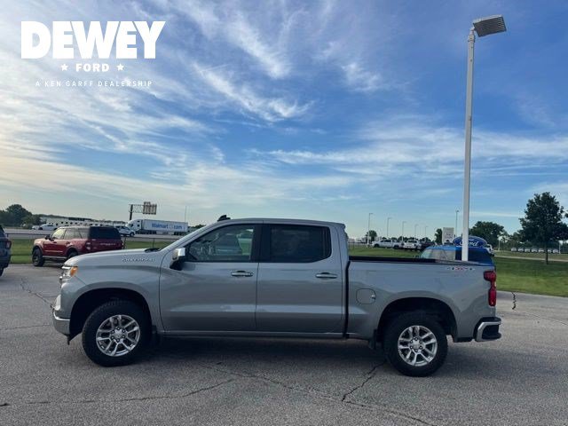 Used 2024 Chevrolet Silverado 1500 LT w/ Protection Package AWD/4WD image 5