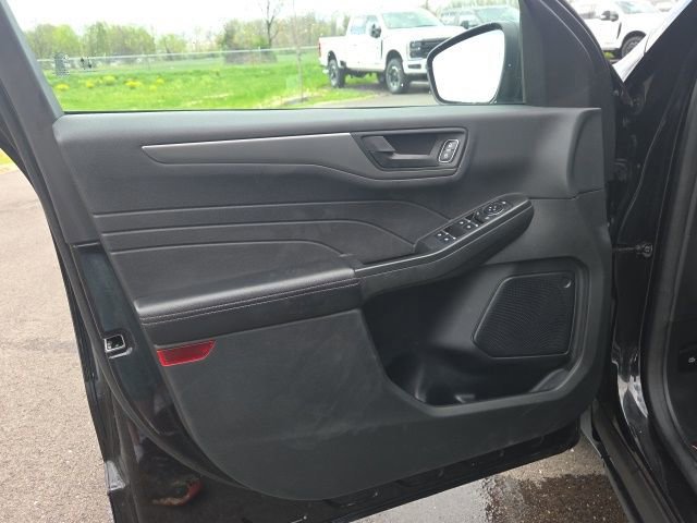 Certified 2023 Ford Escape Active w/ Cold Weather Package image 25