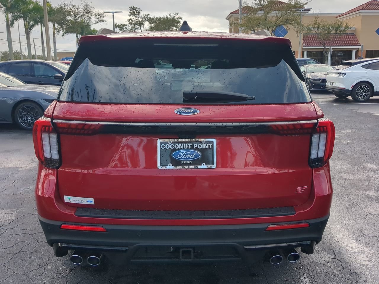 Certified 2025 Ford Explorer ST image 5